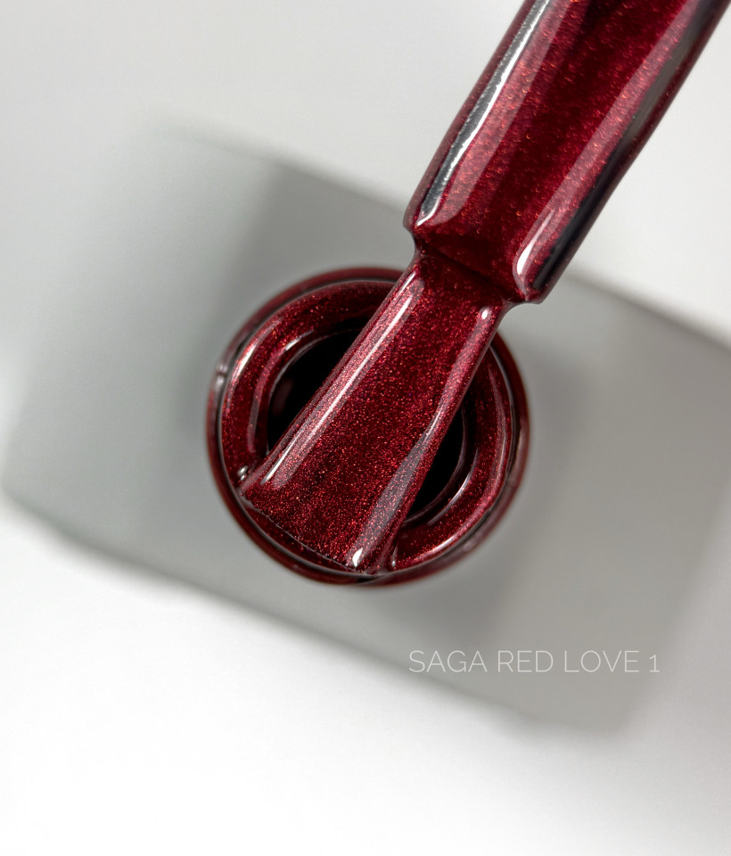 Love red gel polish, 01